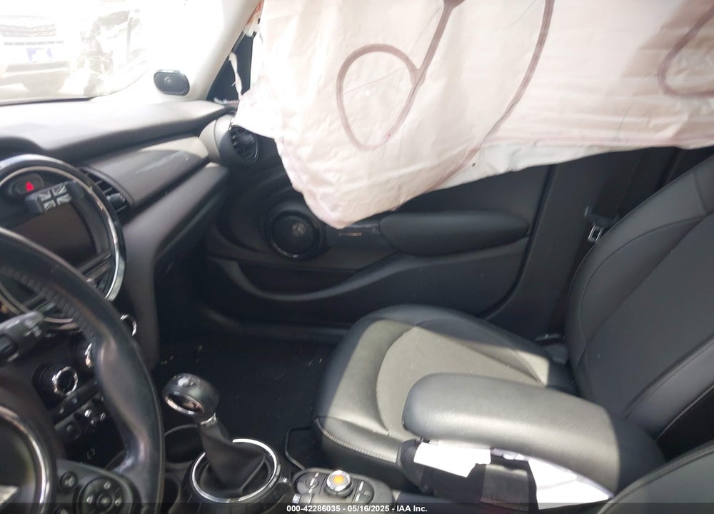 2017 MINI HARDTOP COOPER VIN: WMWXU1C59H2E18069