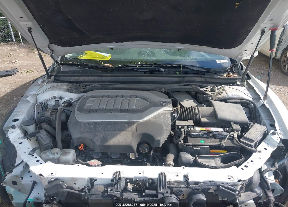 2015 ACURA RLX VIN: JH4KC1F93FC000804