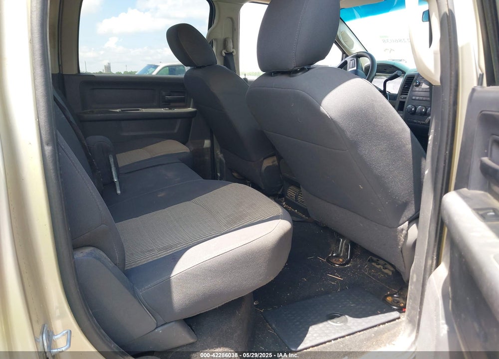 2011 RAM 3500 ST VIN: 3D73Y4CL4BG518393