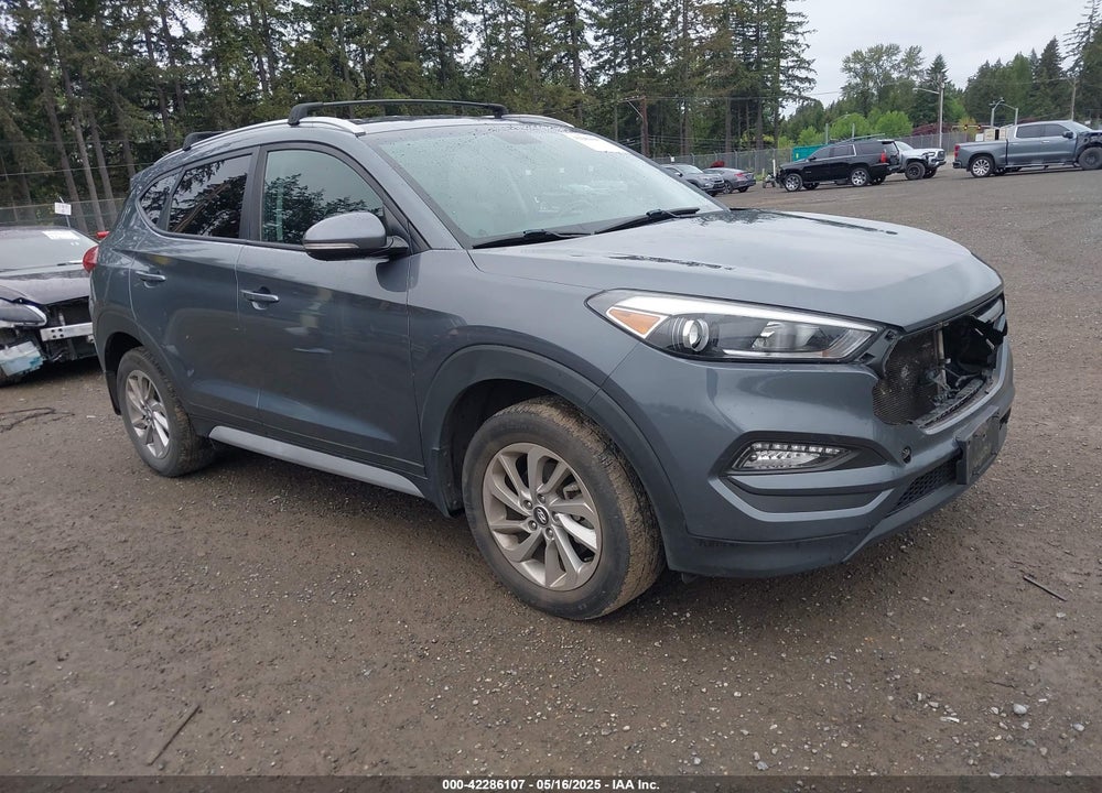 2017 HYUNDAI TUCSON SE PLUS VIN: KM8J3CA44HU472880