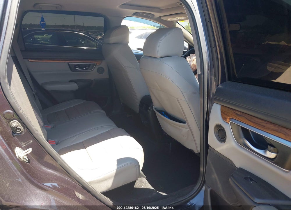 2018 HONDA CR-V VIN: 7FARW2H8XJE042503