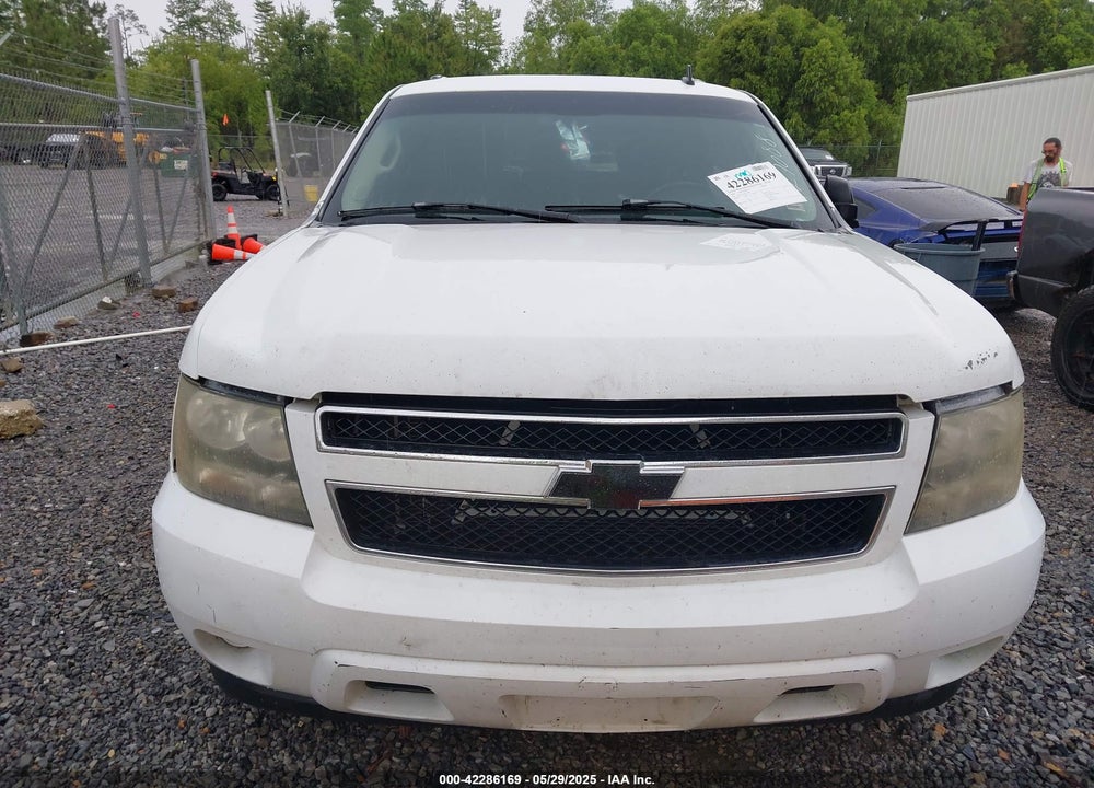 2008 CHEVROLET TAHOE VIN: 1GNFC13C18J127088