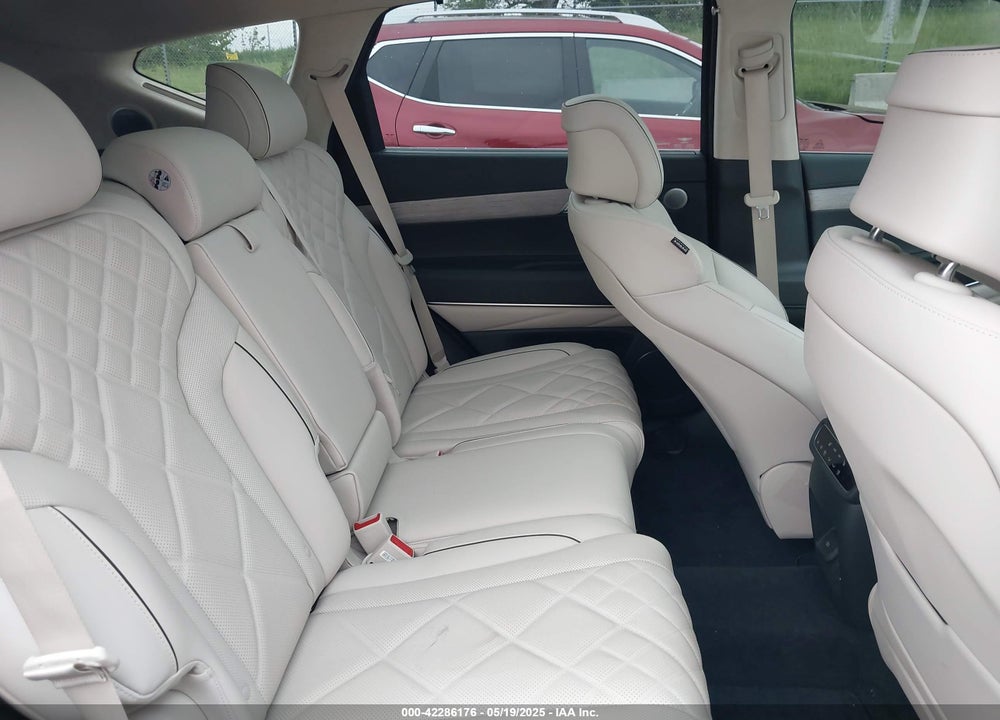 2025 GENESIS GV80 3.5T PRESTIGE AWD VIN: KMUHEESC5SU239383