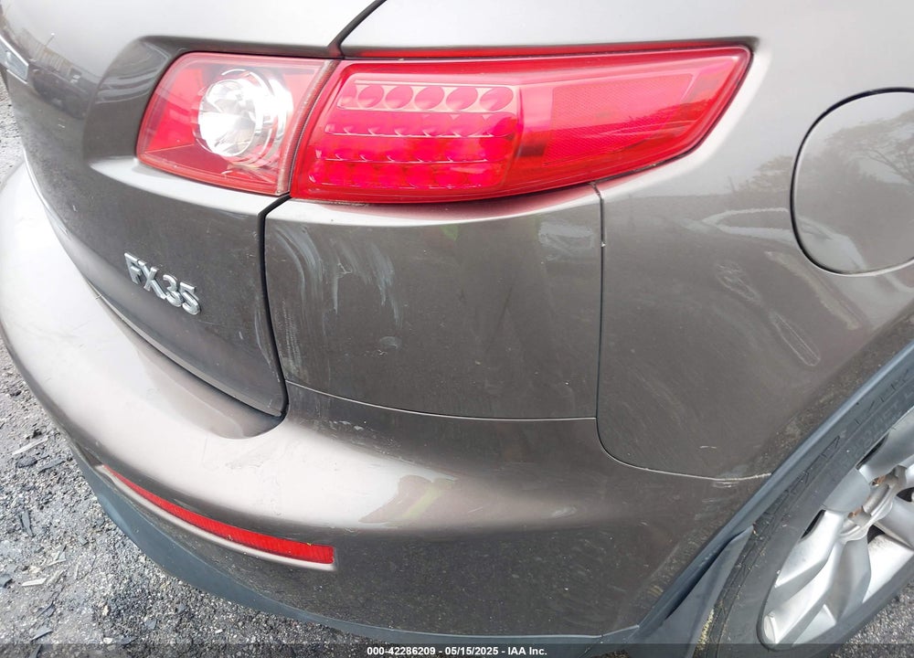 2004 INFINITI FX35 VIN: JNRAS08W54X217337