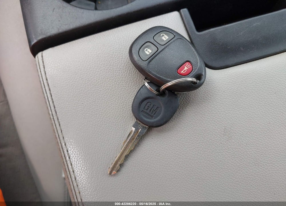 2013 CHEVROLET SILVERADO 1500 VIN: 1GCRCSEA6DZ298308