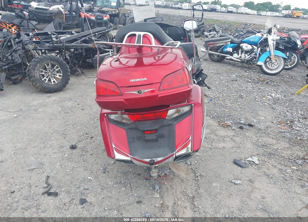 2012 HONDA GL1800 VIN: JH2SC68G4CK002273
