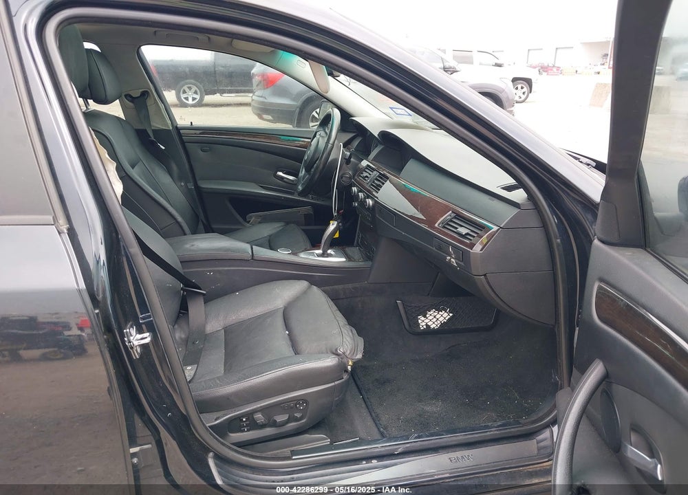 2008 BMW 550I VIN: WBANW53538CT51484