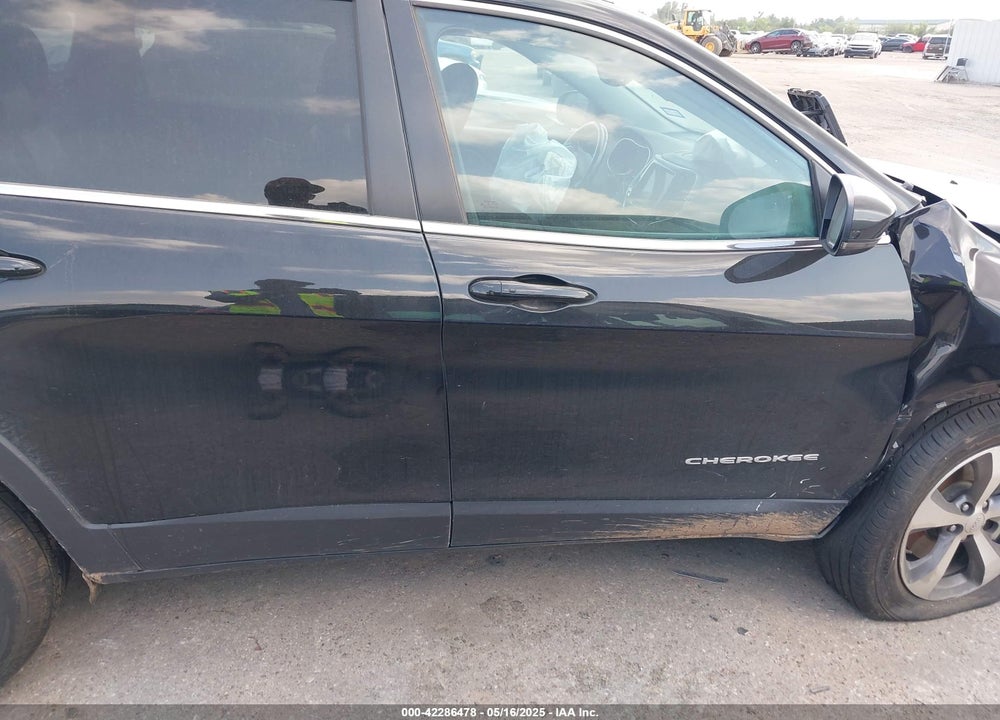 2021 JEEP CHEROKEE VIN: 1C4PJLDX8MD183389