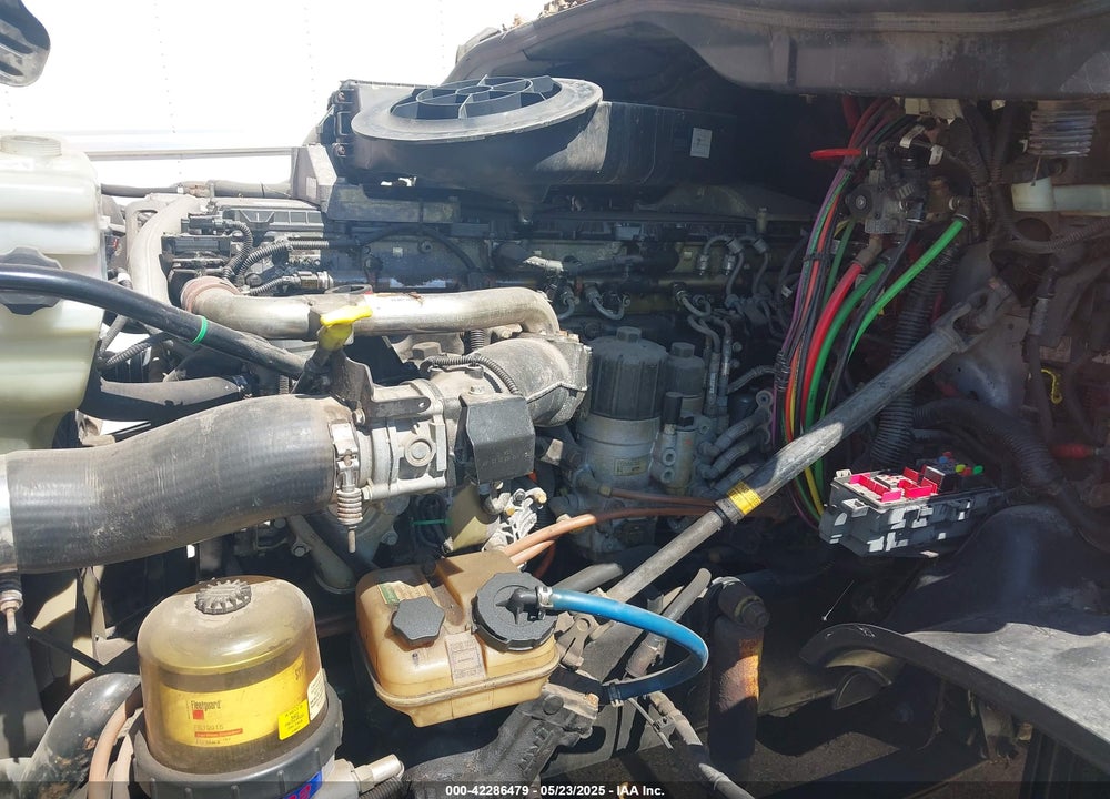 2012 FREIGHTLINER CASCADIA 125 --- VIN: 1FUJGEDV8CLBU1769