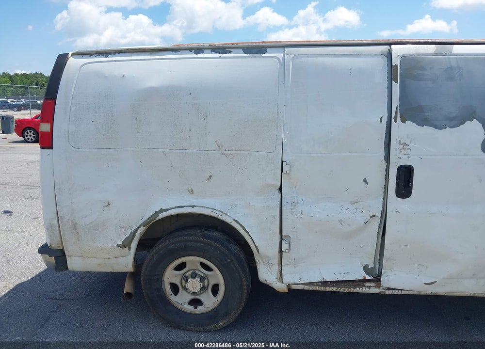 2007 CHEVROLET EXPRESS WORK VAN VIN: 1GCFG15Z171147452