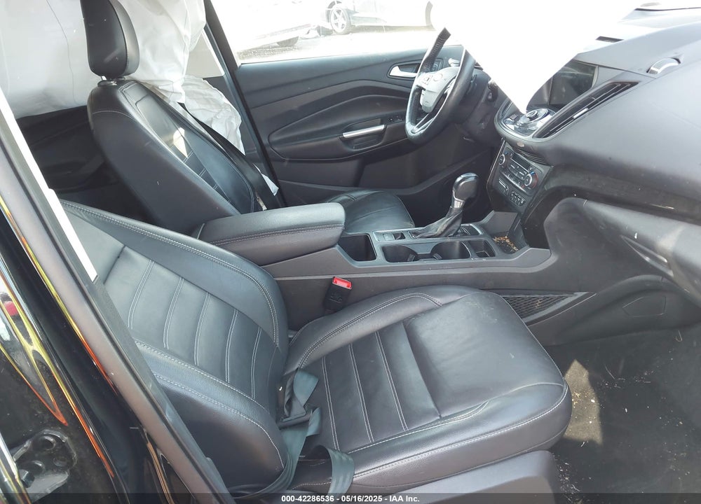 2018 FORD ESCAPE VIN: 1FMCU9J95JUB30803