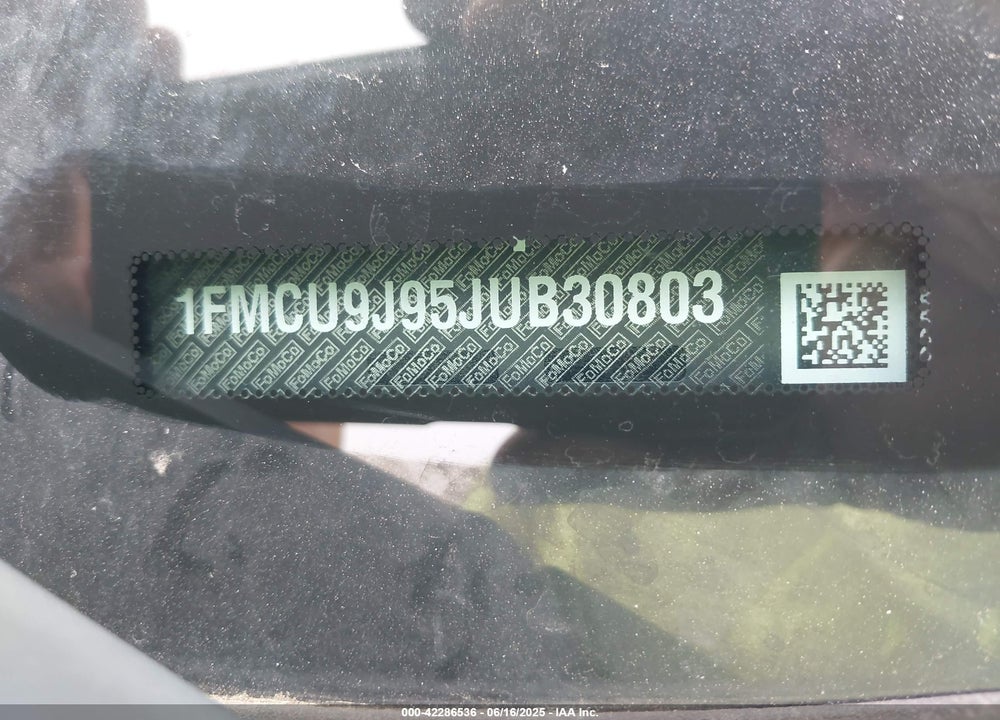 2018 FORD ESCAPE VIN: 1FMCU9J95JUB30803