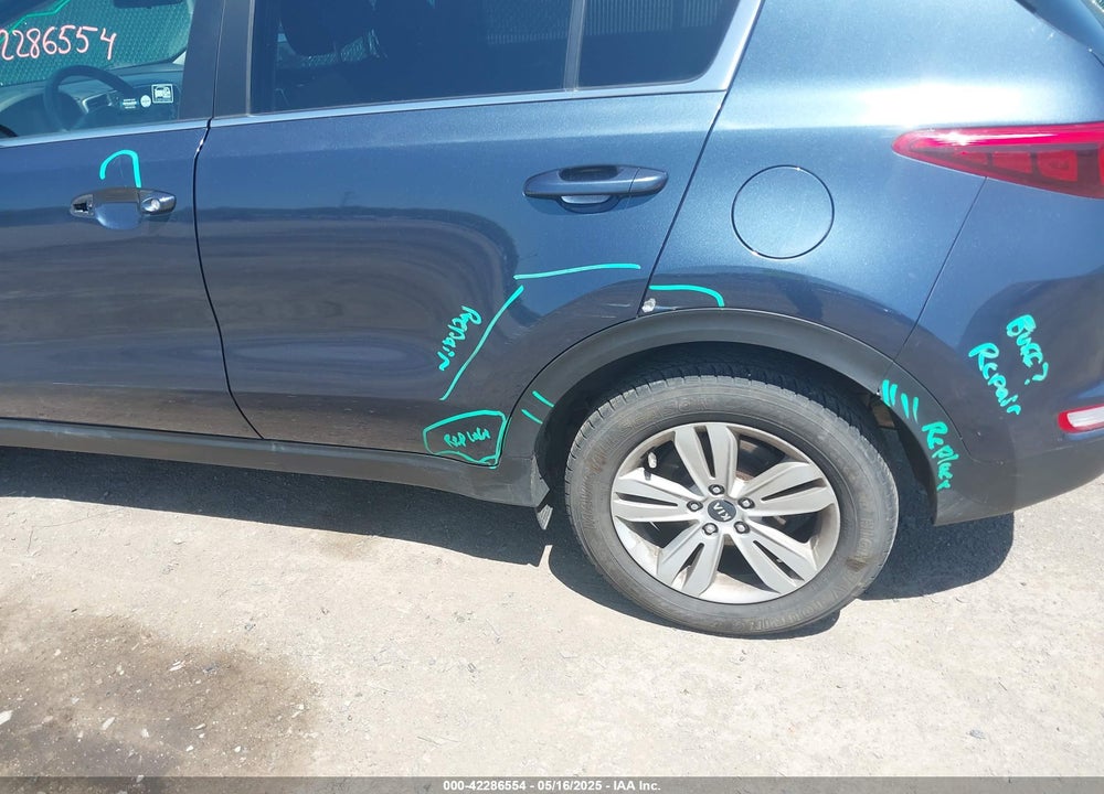 2017 KIA SPORTAGE VIN: KNDPMCAC1H7246006