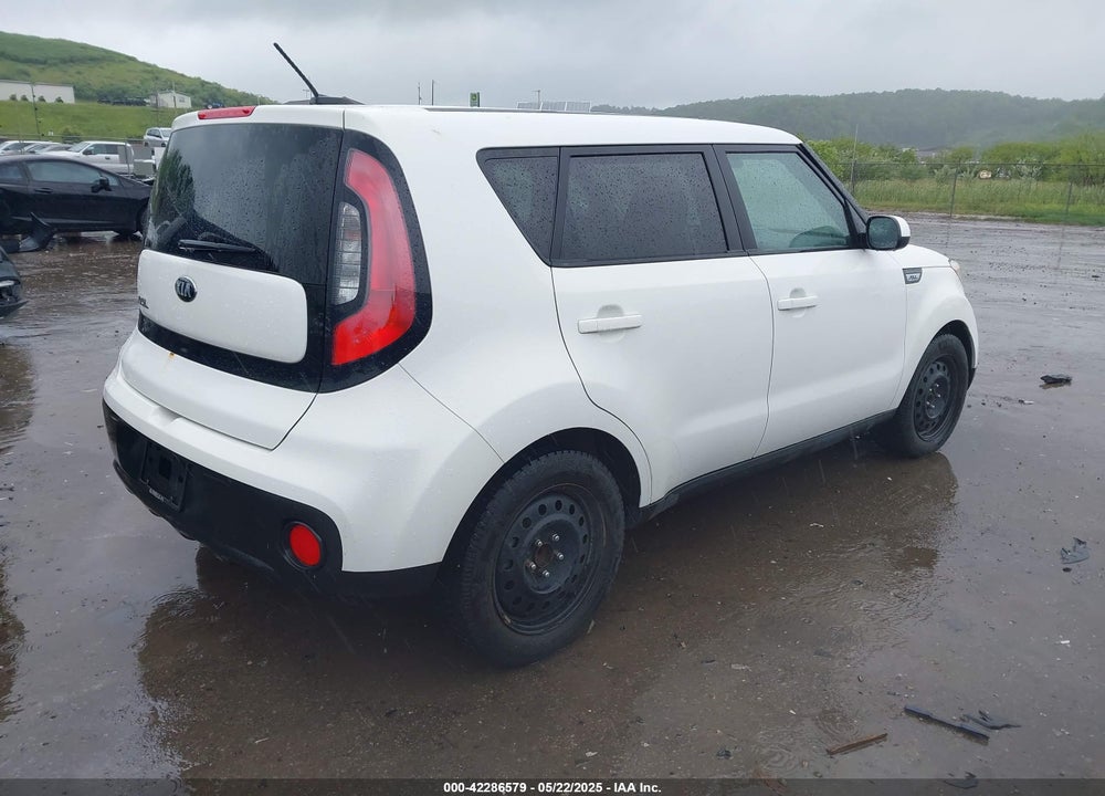 2017 KIA SOUL VIN: KNDJN2A27H7452869