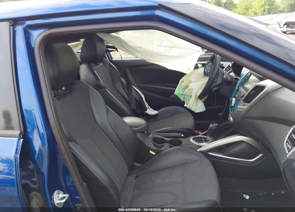 2016 HYUNDAI VELOSTER VIN: KMHTC6AD5GU248445