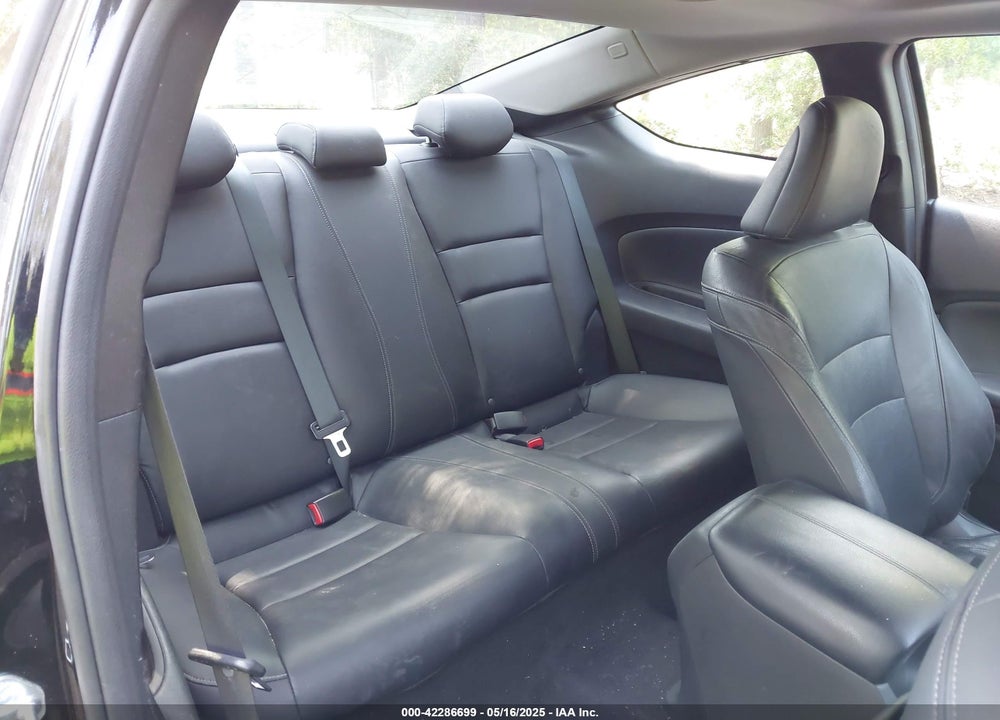 2015 HONDA ACCORD VIN: 1HGCT1B84FA014212