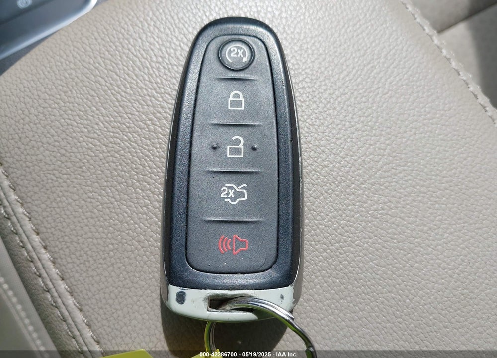 2019 FORD ESCAPE SE VIN: 1FMCU9GDXKUA29656