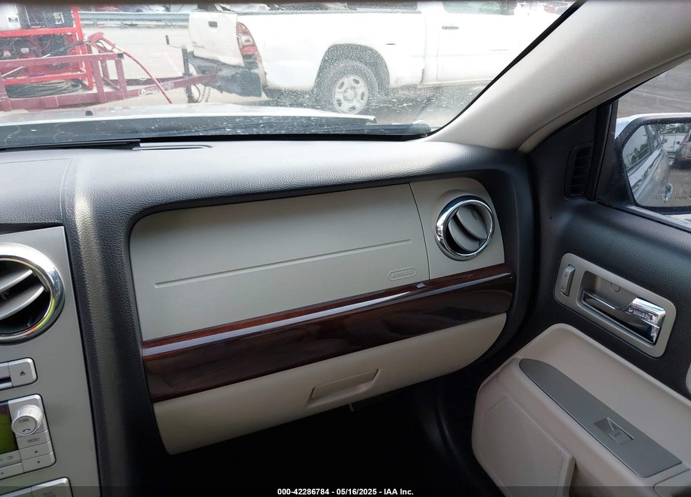 2009 LINCOLN MKZ VIN: 3LNHM26T39R612027