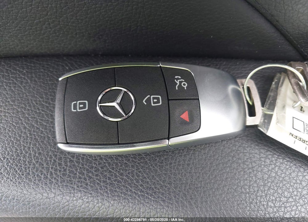 2021 MERCEDES-BENZ GLS 450 VIN: 4JGFF5KE6MA534582