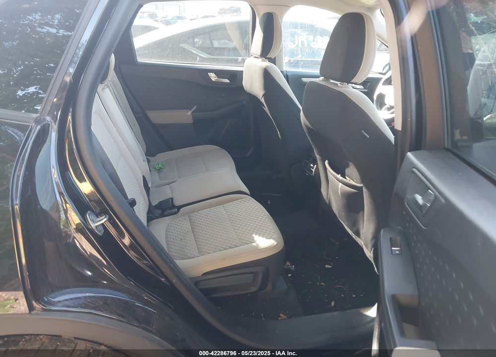 2020 FORD ESCAPE VIN: 1FMCU0G61LUA29107