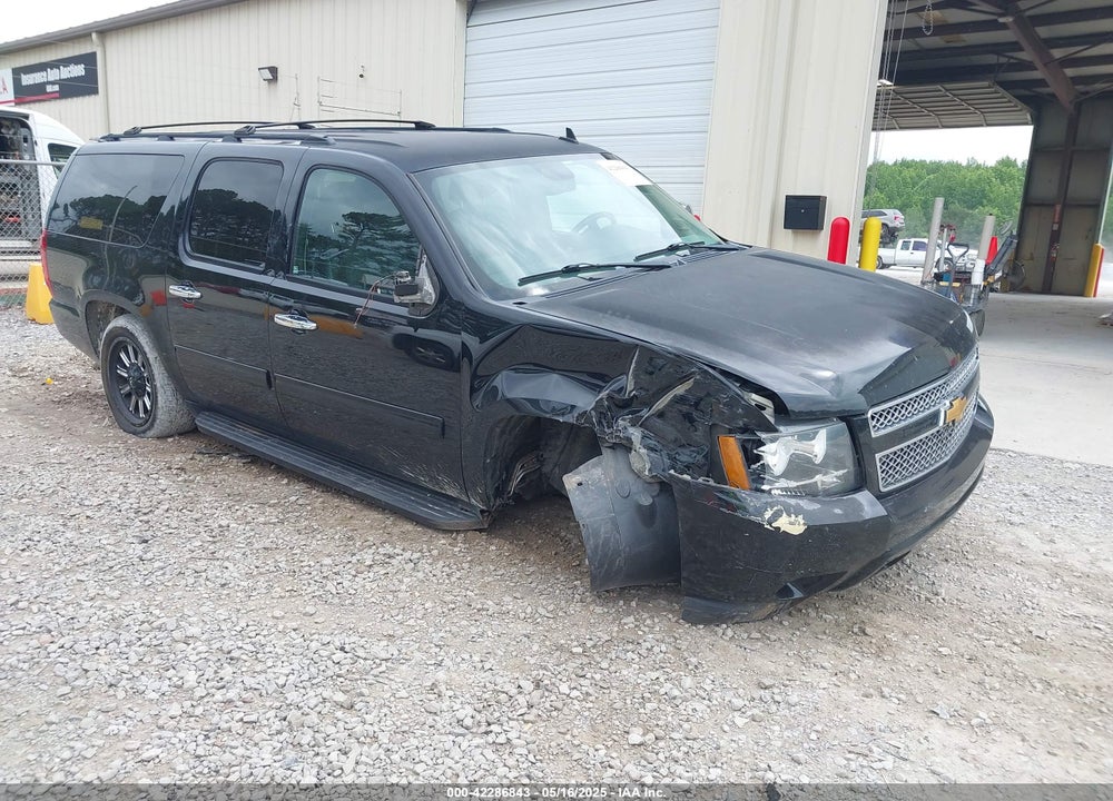 2014 CHEVROLET SUBURBAN 1500 LT VIN: 1GNSCJE07ER219935