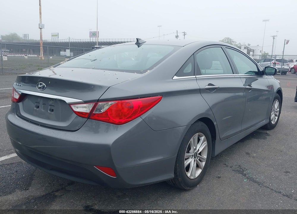 2014 HYUNDAI SONATA VIN: 5NPEB4AC7EH903224