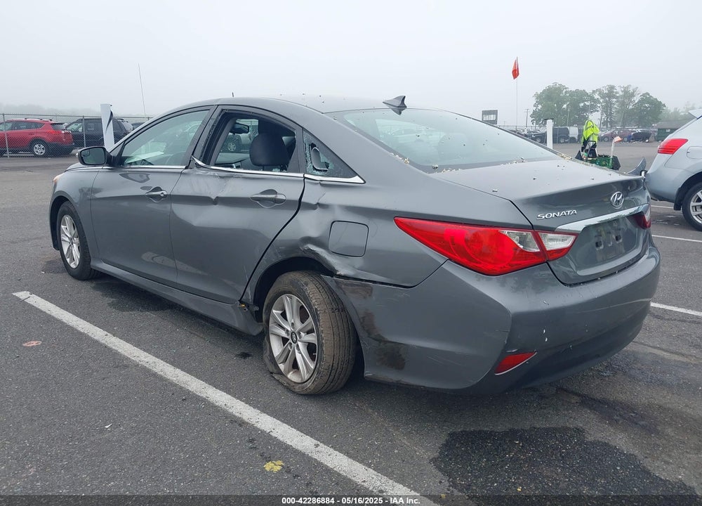 2014 HYUNDAI SONATA VIN: 5NPEB4AC7EH903224