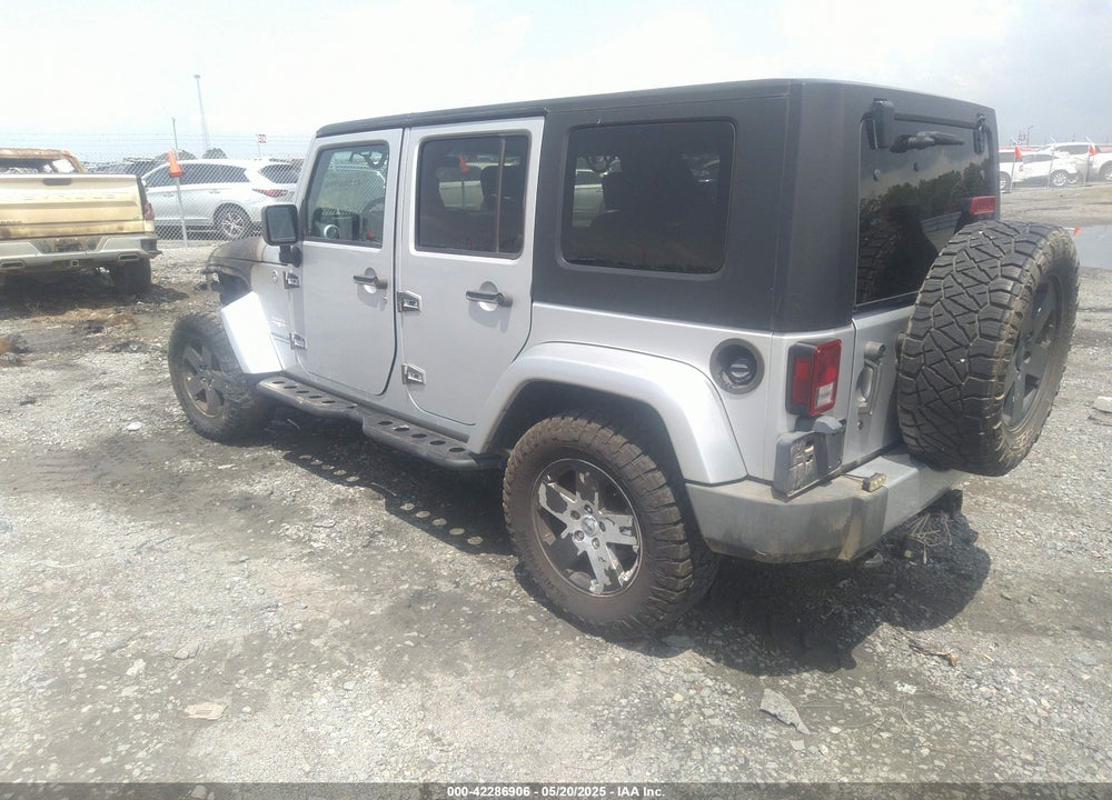 2010 JEEP WRANGLER UNLIMITED SAHARA VIN: 1J4HA5H12AL178061