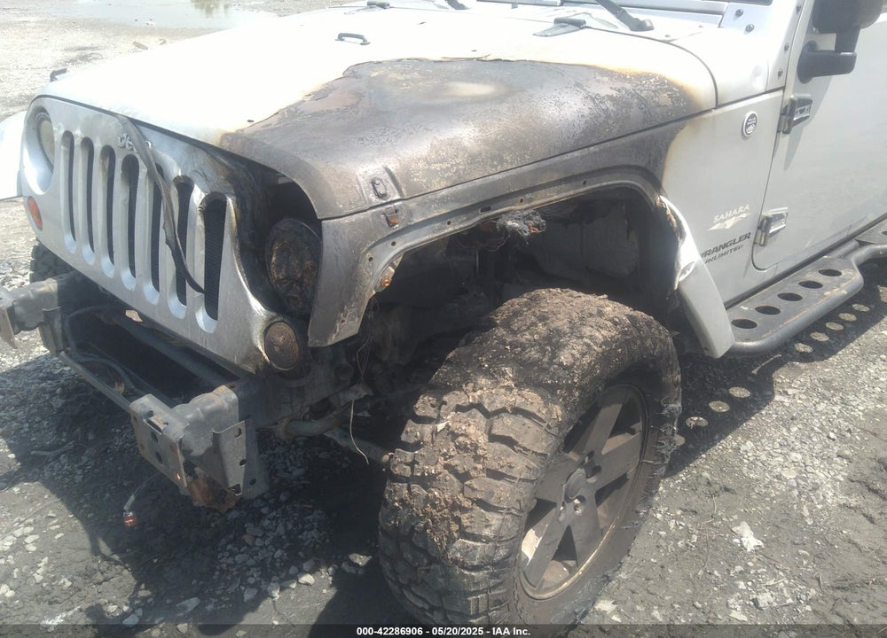 2010 JEEP WRANGLER UNLIMITED SAHARA VIN: 1J4HA5H12AL178061