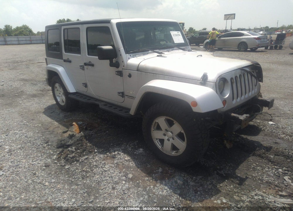 2010 JEEP WRANGLER UNLIMITED SAHARA VIN: 1J4HA5H12AL178061