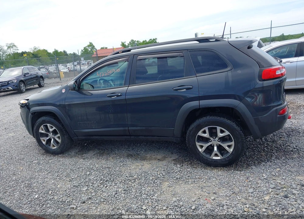 2017 JEEP CHEROKEE VIN: 1C4PJMBS1HW569093