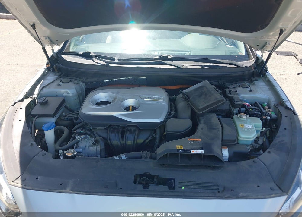 2019 HYUNDAI SONATA HYBRID VIN: KMHE24L31KA091656