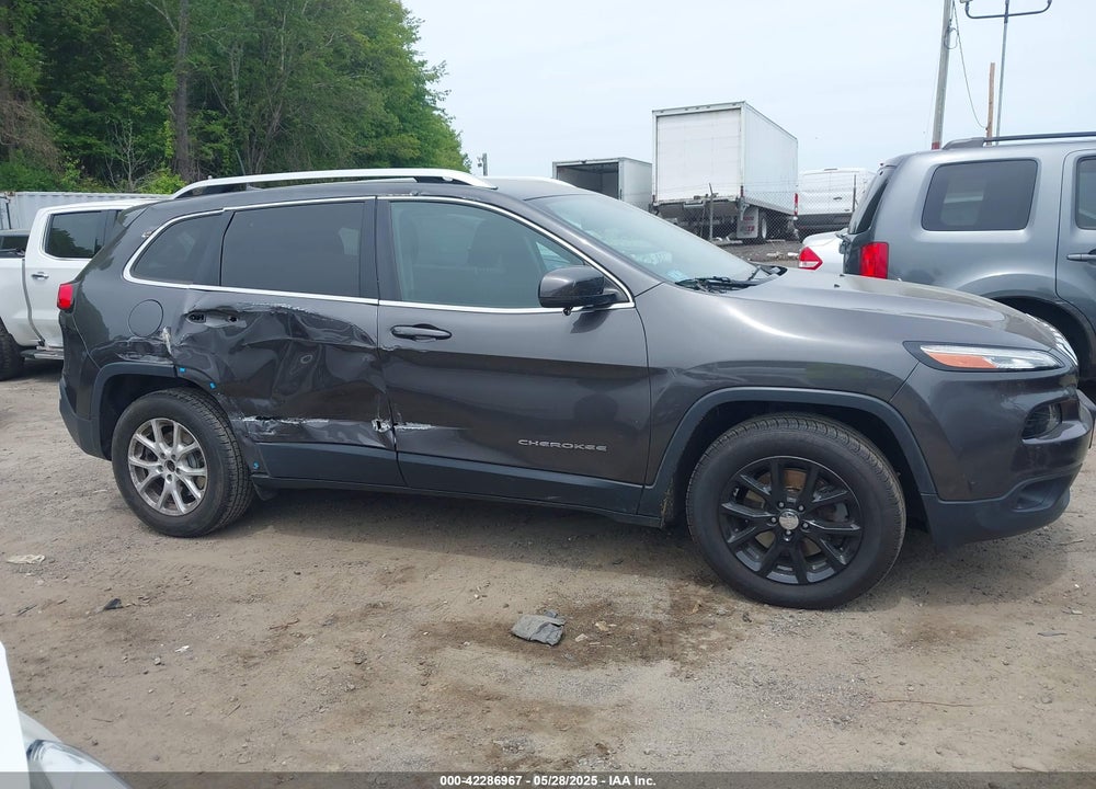 2017 JEEP CHEROKEE VIN: 1C4PJMCS6HW649441