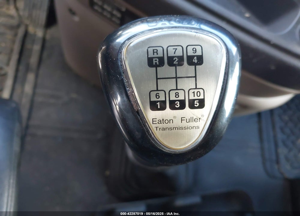 2011 FREIGHTLINER CASCADIA 125 VIN: 1FUJGLDR9BSAW5104