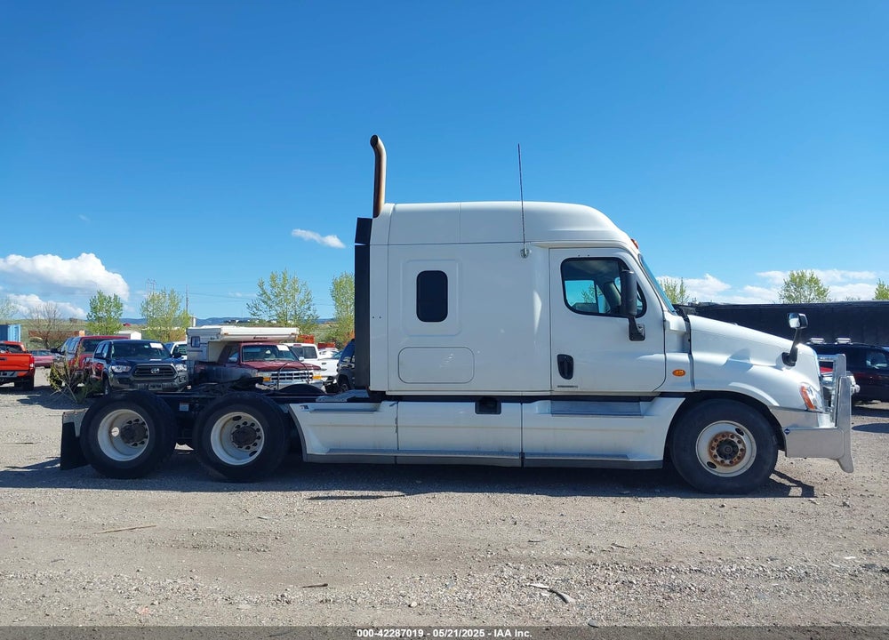2011 FREIGHTLINER CASCADIA 125 VIN: 1FUJGLDR9BSAW5104