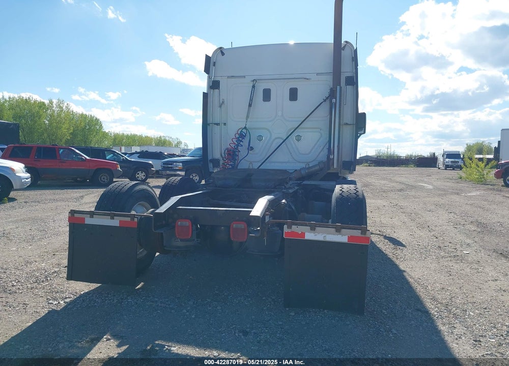 2011 FREIGHTLINER CASCADIA 125 VIN: 1FUJGLDR9BSAW5104