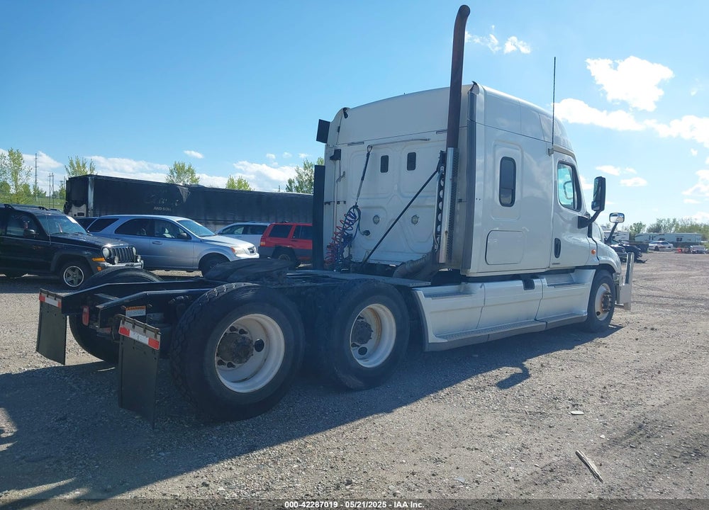 2011 FREIGHTLINER CASCADIA 125 VIN: 1FUJGLDR9BSAW5104
