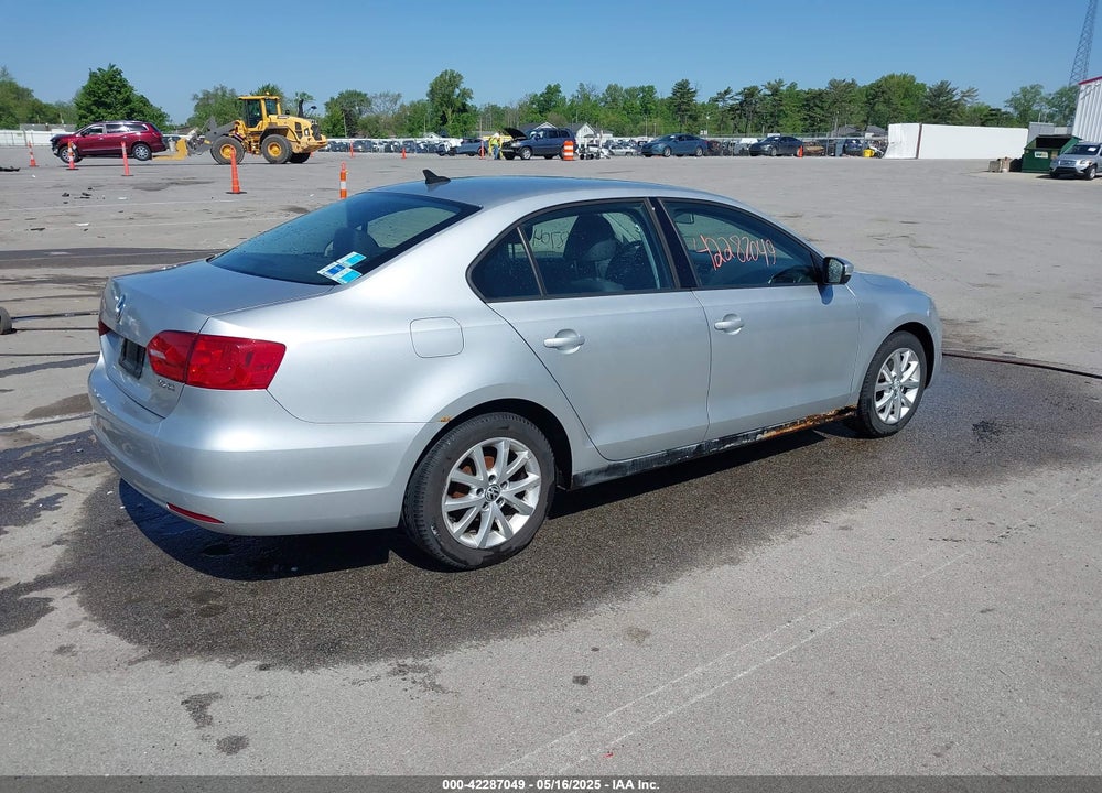 2011 VOLKSWAGEN JETTA VIN: 3VWDZ7AJ6BM346719