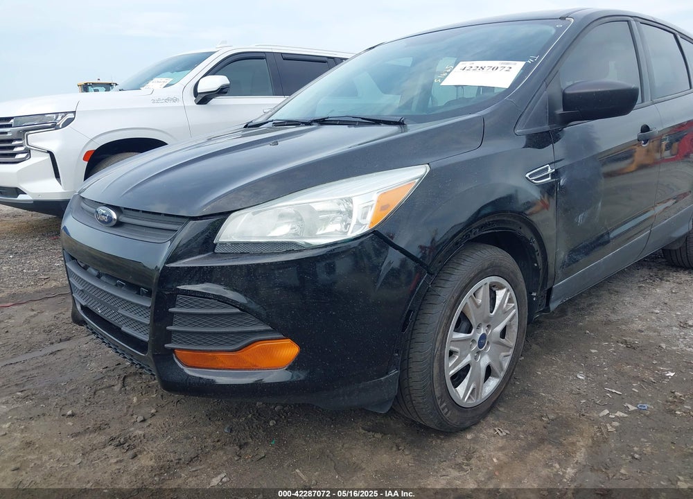 2016 FORD ESCAPE S VIN: 1FMCU0F73GUA90300