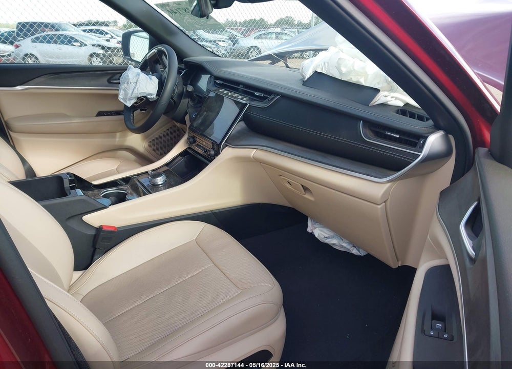 2023 JEEP GRAND CHEROKEE L VIN: 1C4RJKBG5P8798405