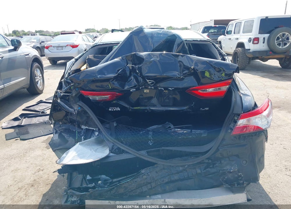 2020 TOYOTA CAMRY LE VIN: 4T1C11AK2LU873340