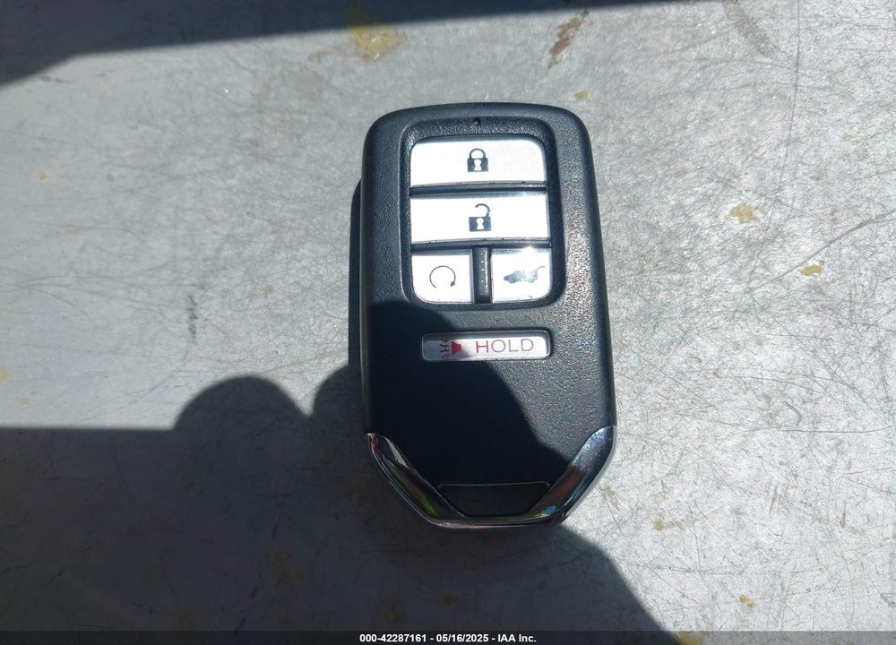 2022 HONDA PILOT VIN: 5FNYF6H64NB072258