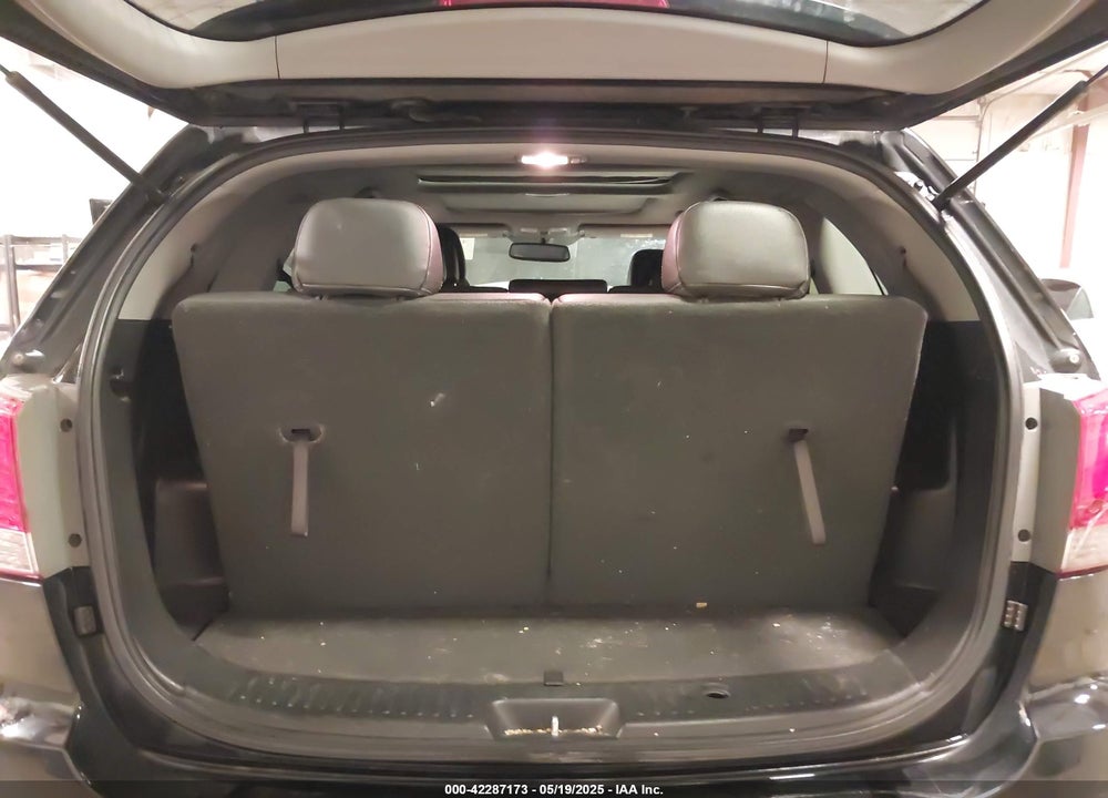 2011 KIA SORENTO VIN: 5XYKWDA21BG163591