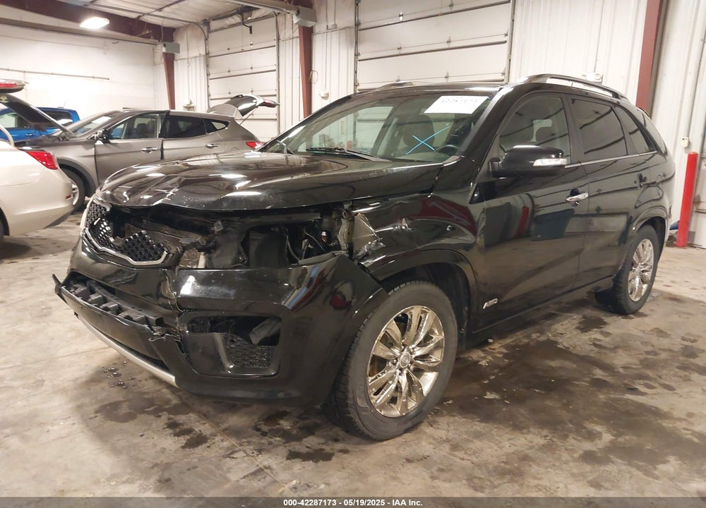 2011 KIA SORENTO VIN: 5XYKWDA21BG163591