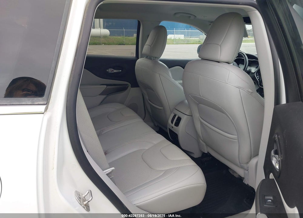 2019 JEEP CHEROKEE VIN: 1C4PJMDXXKD456514