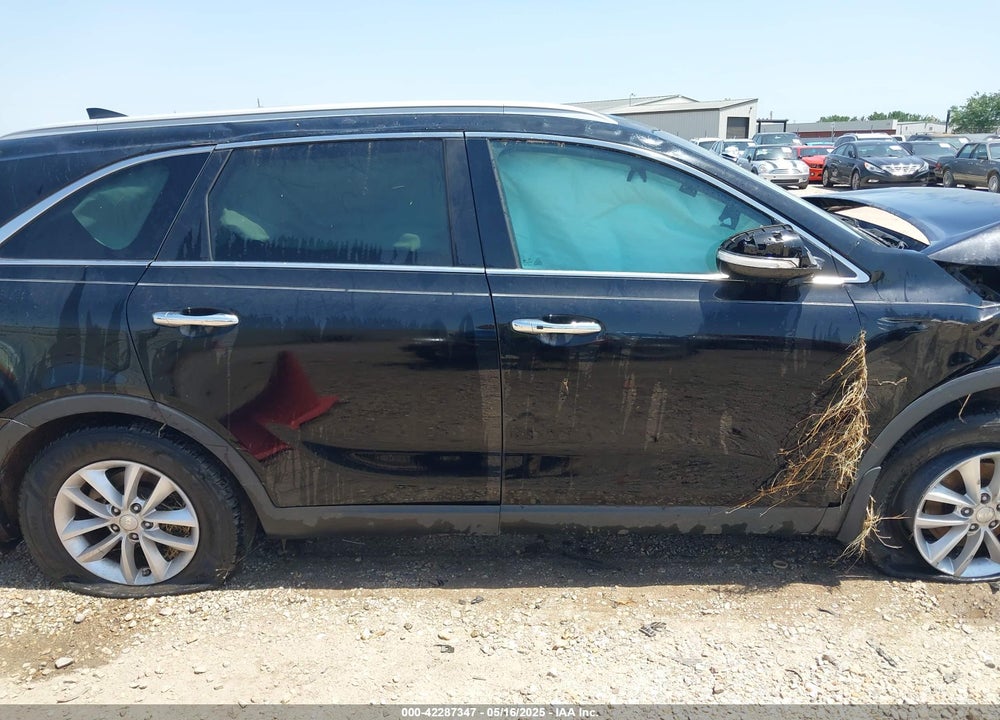 2017 KIA SORENTO 2.4L LX VIN: 5XYPG4A38HG279181
