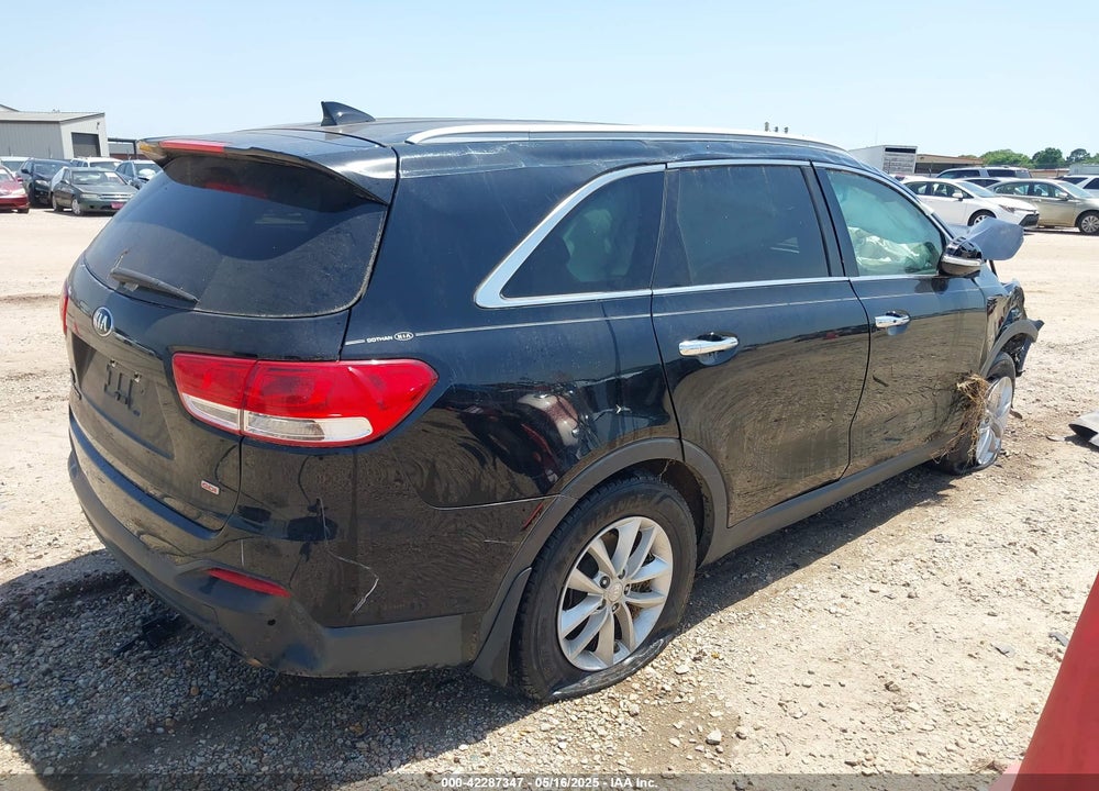 2017 KIA SORENTO 2.4L LX VIN: 5XYPG4A38HG279181
