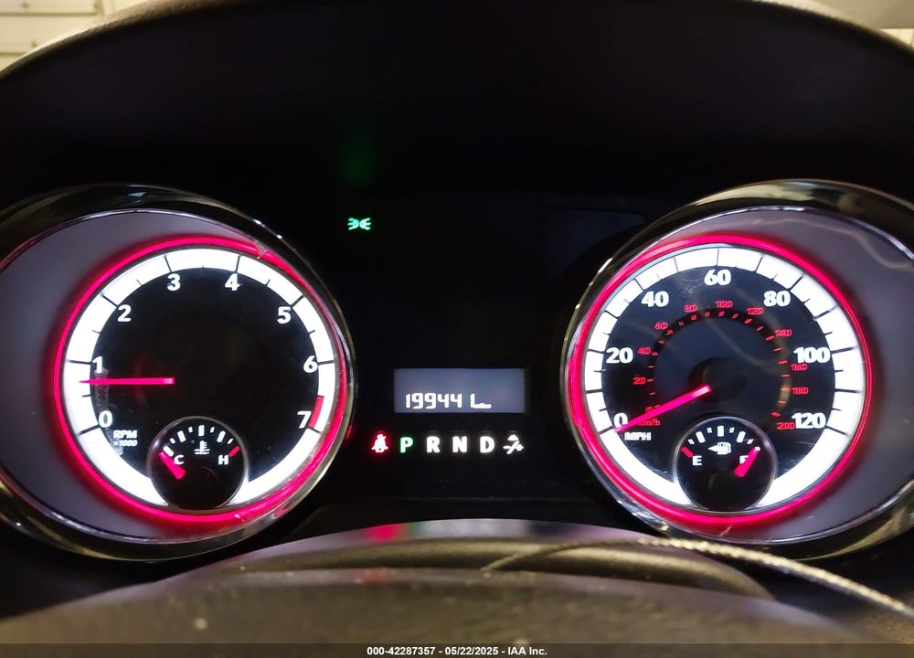 2015 DODGE GRAND CARAVAN VIN: 2C4RDGCG4FR749850