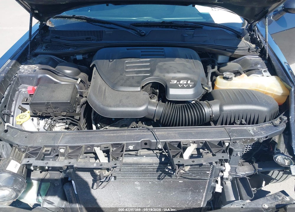 2019 DODGE CHALLENGER VIN: 2C3CDZAG4KH694177