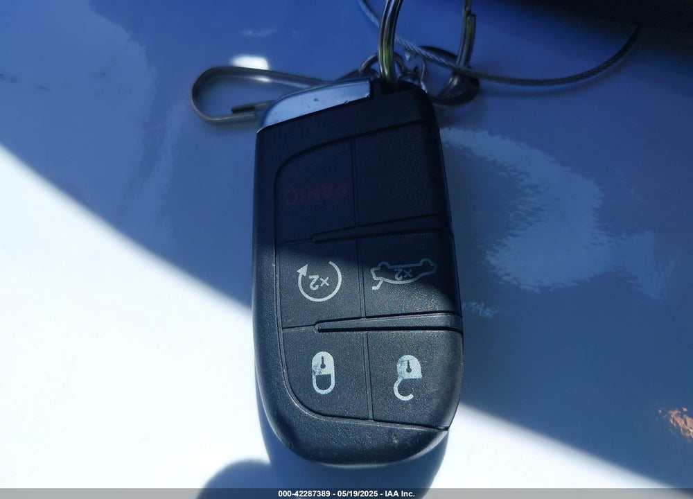 2019 DODGE CHALLENGER VIN: 2C3CDZAG4KH694177